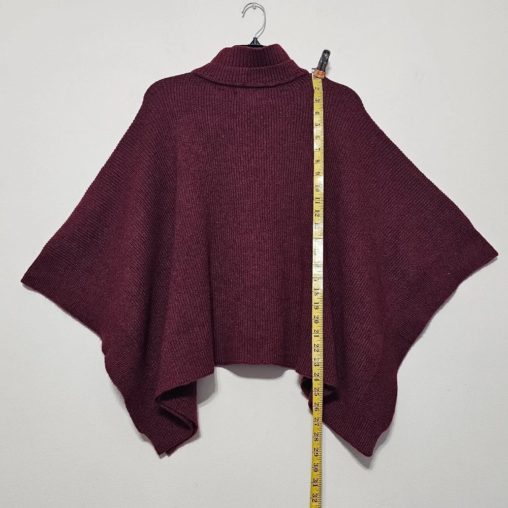 Sasso+Smyth Women Poncho Sweater One Size Burgundy Long Sleeves Turtle Neck 1089